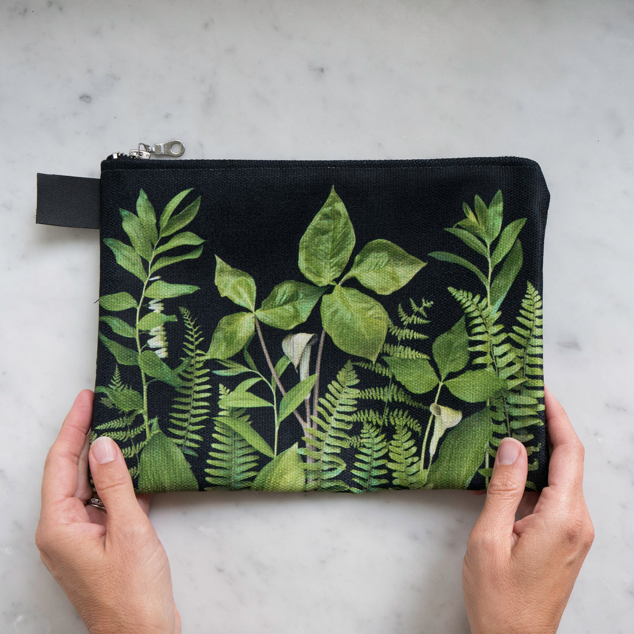 Zipper Bag ~ Greenery on Black