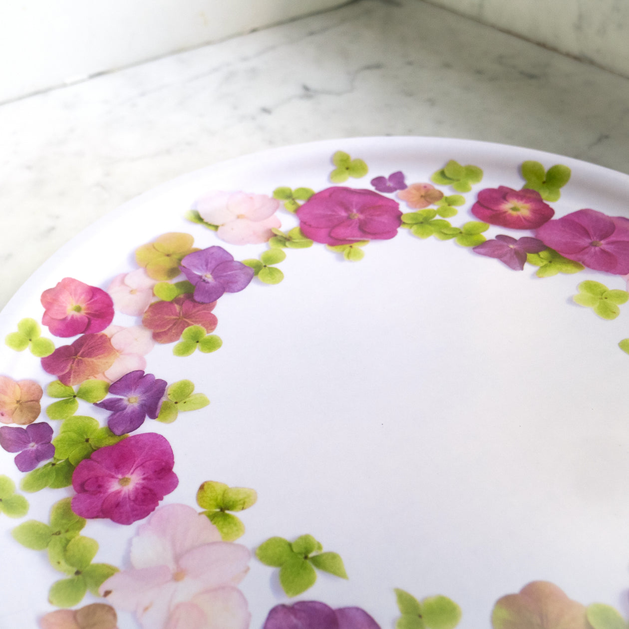 Round Tray - Pink hydrangea